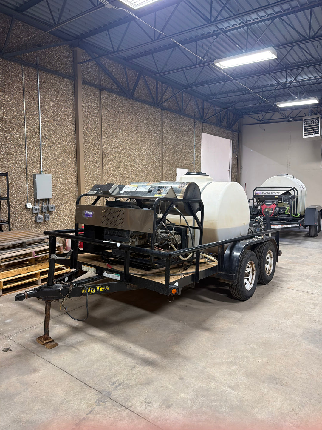 Alkota 5357 14 ft Wash Trailer
