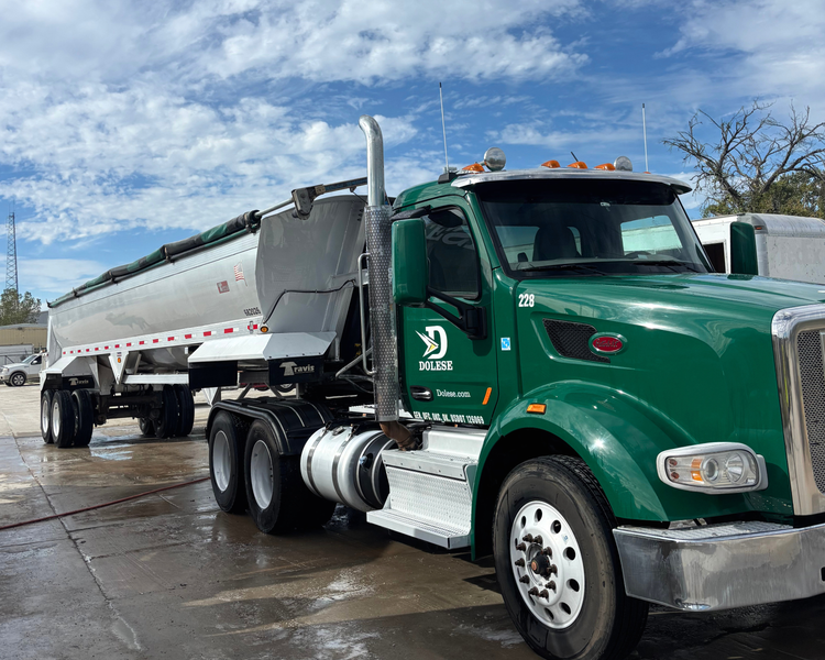Non-polished trucks: truck finish example 1