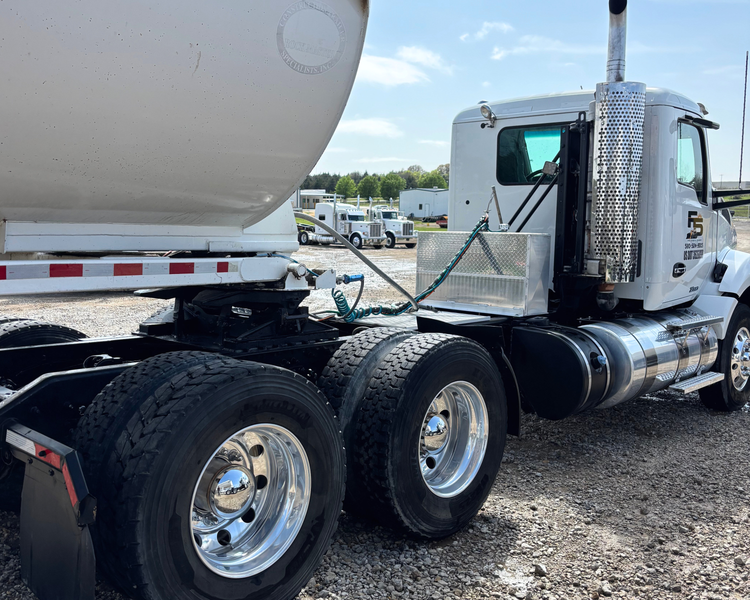 Polished trucks: truck finish example 3